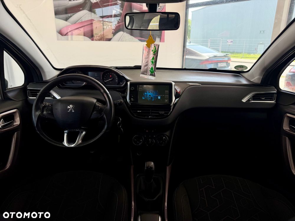 Peugeot 2008 PureTech 82 Style - 38