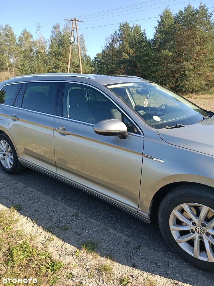 Volkswagen Passat - 14