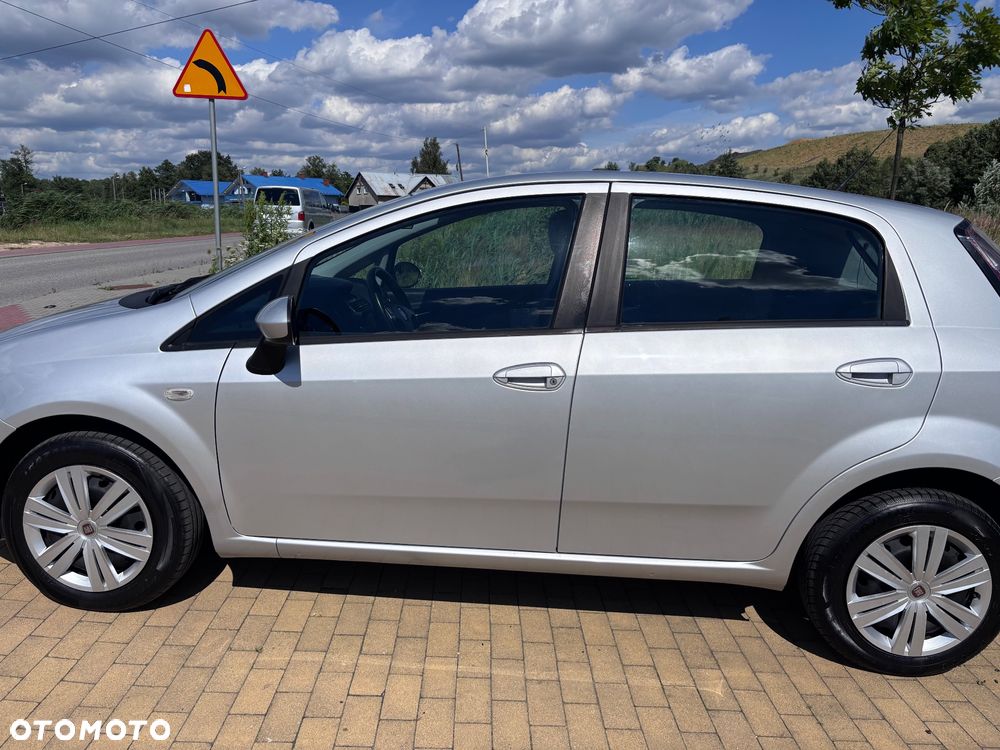 Fiat Punto 1.4 Easy S&S - 4