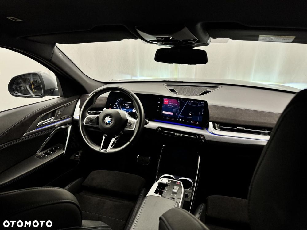 BMW X2 - 24