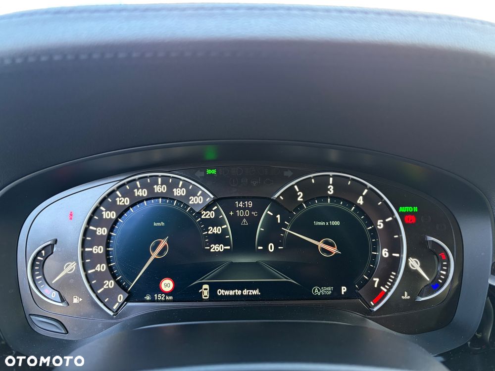 BMW Seria 5 530i GPF Luxury Line sport - 15