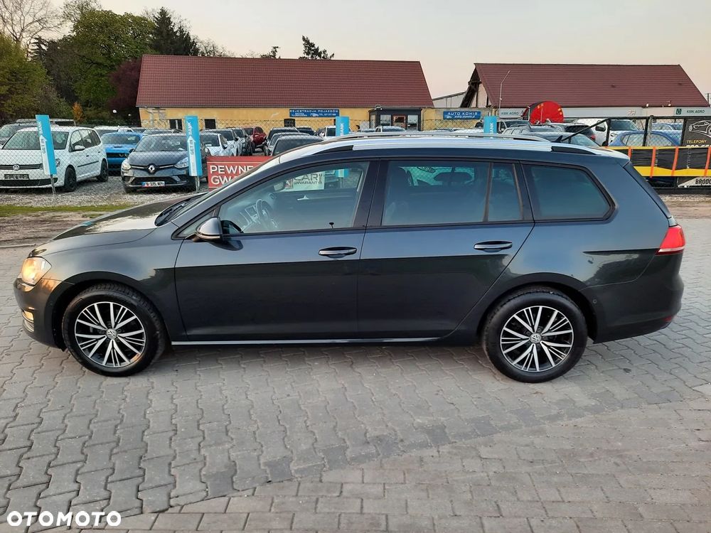 Volkswagen Golf 1.6 TDI BMT Comfortline - 10