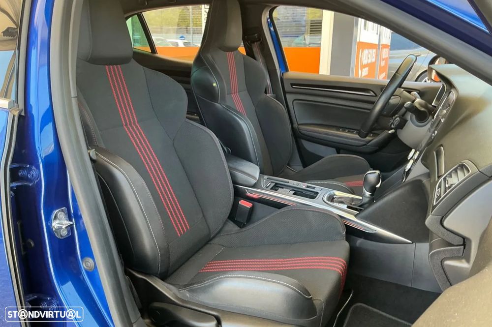 Renault Mégane 1.6 Plug-In R.S. Line - 12