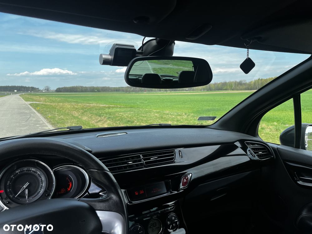 Citroën DS3 VTi 120 SoChic - 24