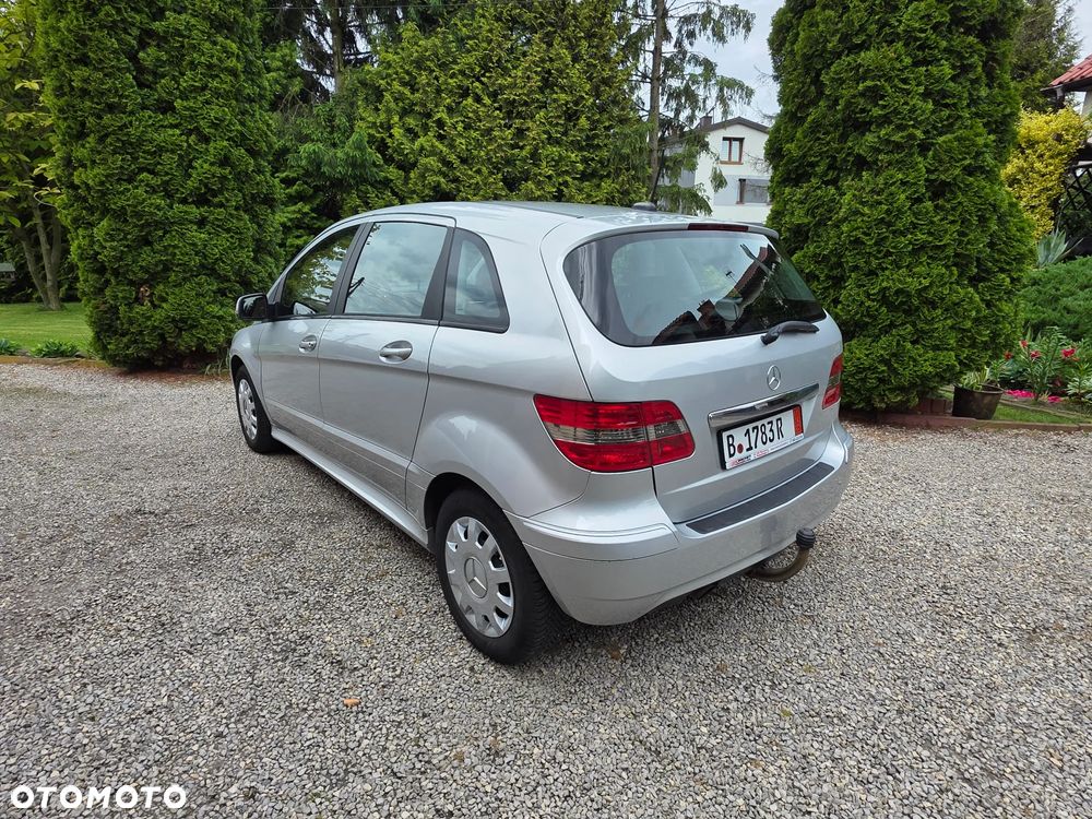Mercedes-Benz Klasa B 160 BlueEFFICIENCY SPORT EDITION - 4