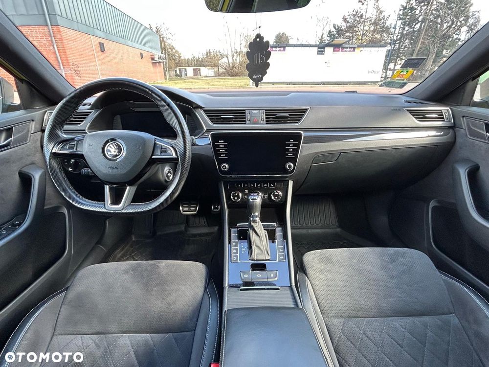 Skoda Superb 2.0 TDI 4x4 Sportline DSG - 10