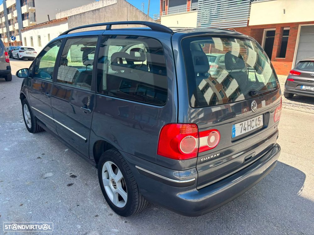 VW Sharan 1.9 TDI Comfortline Family - 14