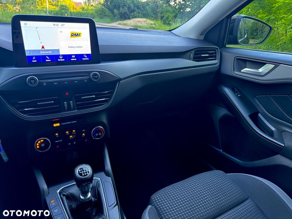 Ford Focus - 24