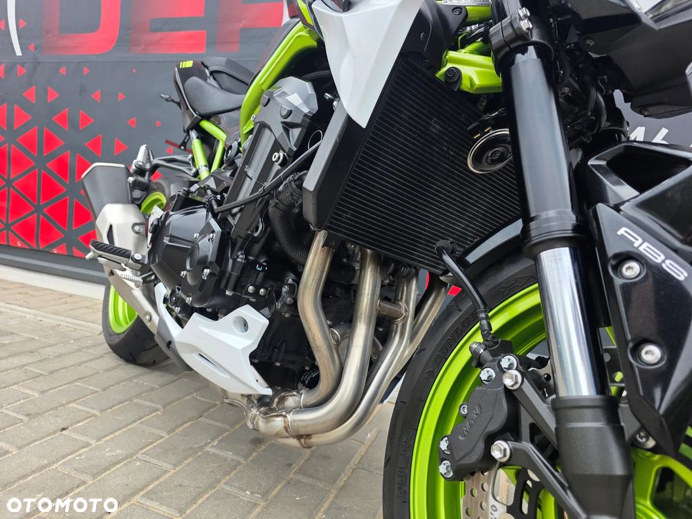 Kawasaki Z 900 - 26