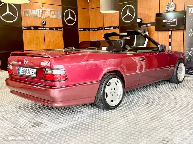 Mercedes-Benz 300 - 3