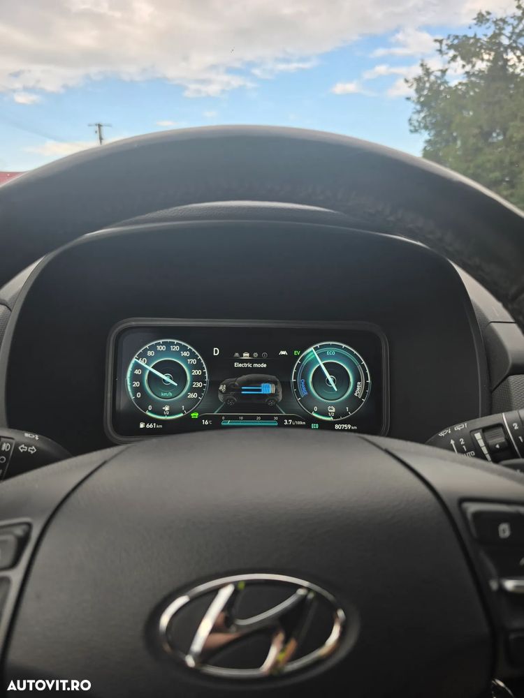 Hyundai KONA - 9