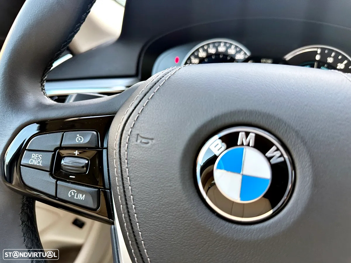 BMW 530 e iPerformance - 13