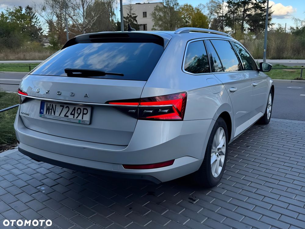 Skoda Superb 2.0 TDI SCR Style DSG - 6