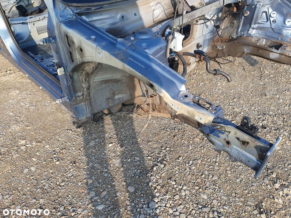 VW PASSAT B8 ĆWIARTKA PODŁUŻNICA PRAWY PRZÓD LB5J - 1