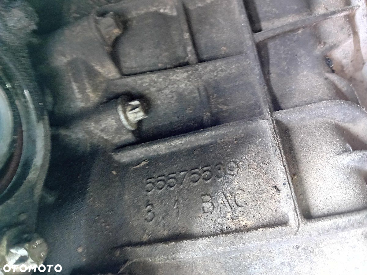 SKRZYNIA BIEGÓW MANUALNA OPEL ASTRA J 55575539  M32 1.4 16V - 6
