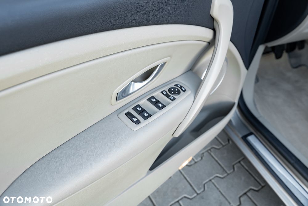 Renault Megane TCe 180 Luxe - 18