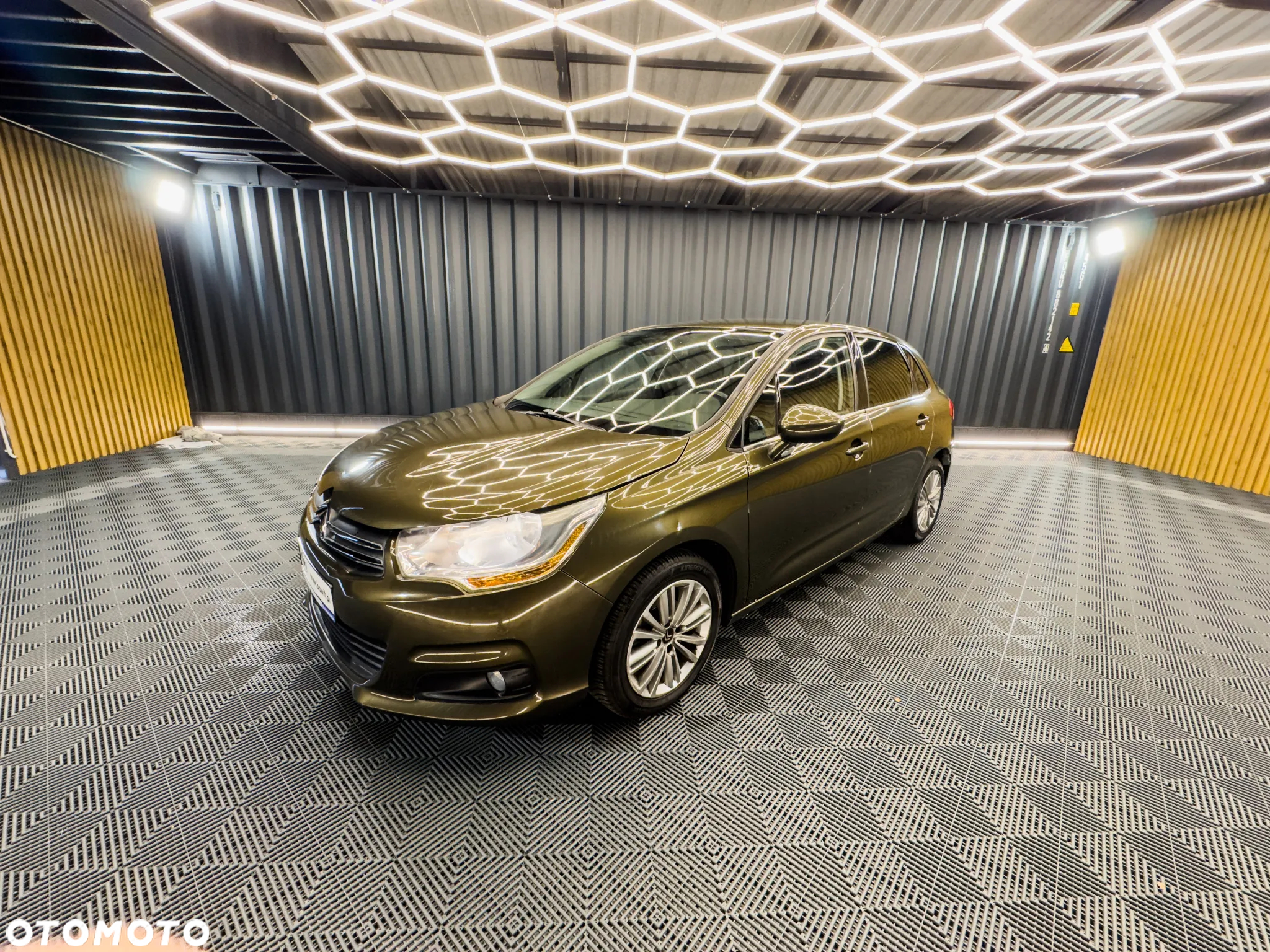 Citroën C4 1.6 HDi Seduction - 9
