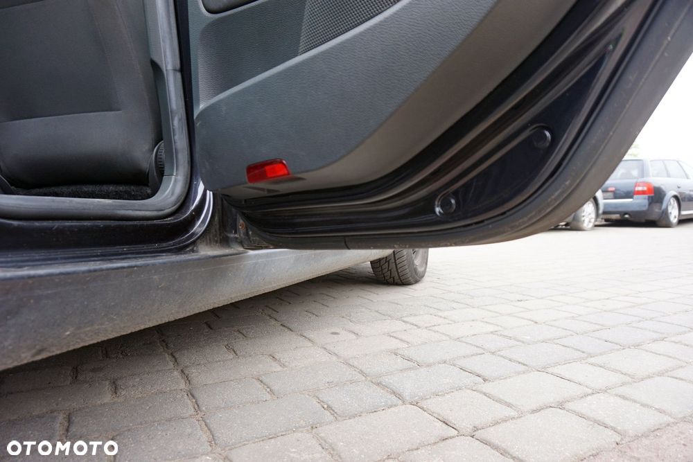 DRZWI TYLNE PRAWE GOLF V 5D HB LC9Z  CZARNY VOLKSWAGEN 2003-2009 - 10