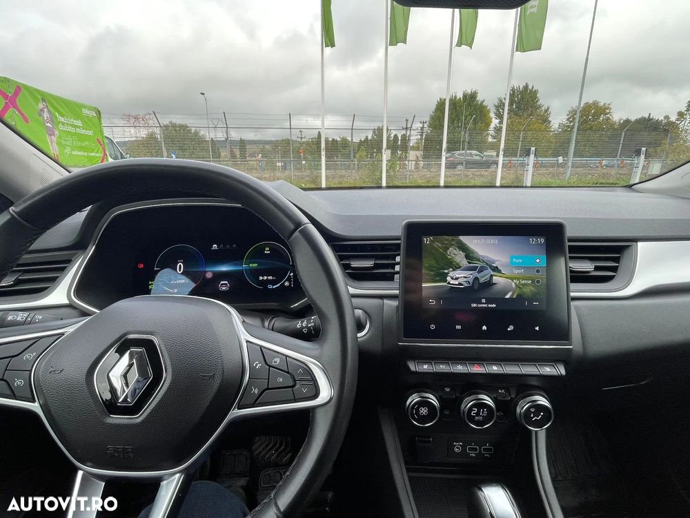 Renault Captur E-Tech PHEV 160 Equilibre - 2