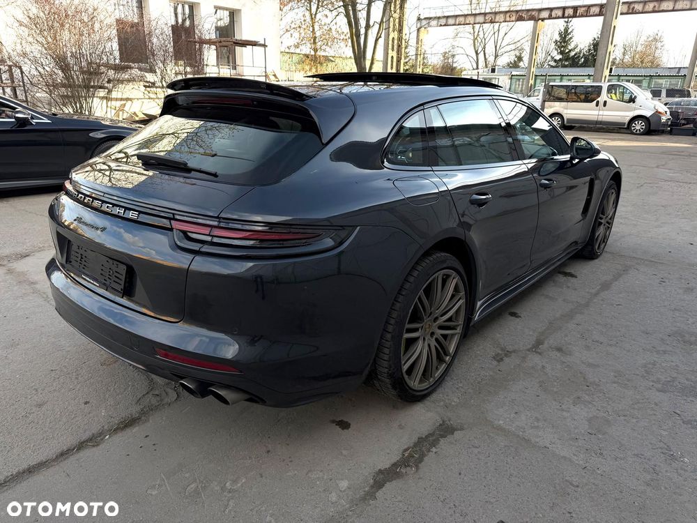 Porsche Panamera 4 E-Hybrid Executive - 6
