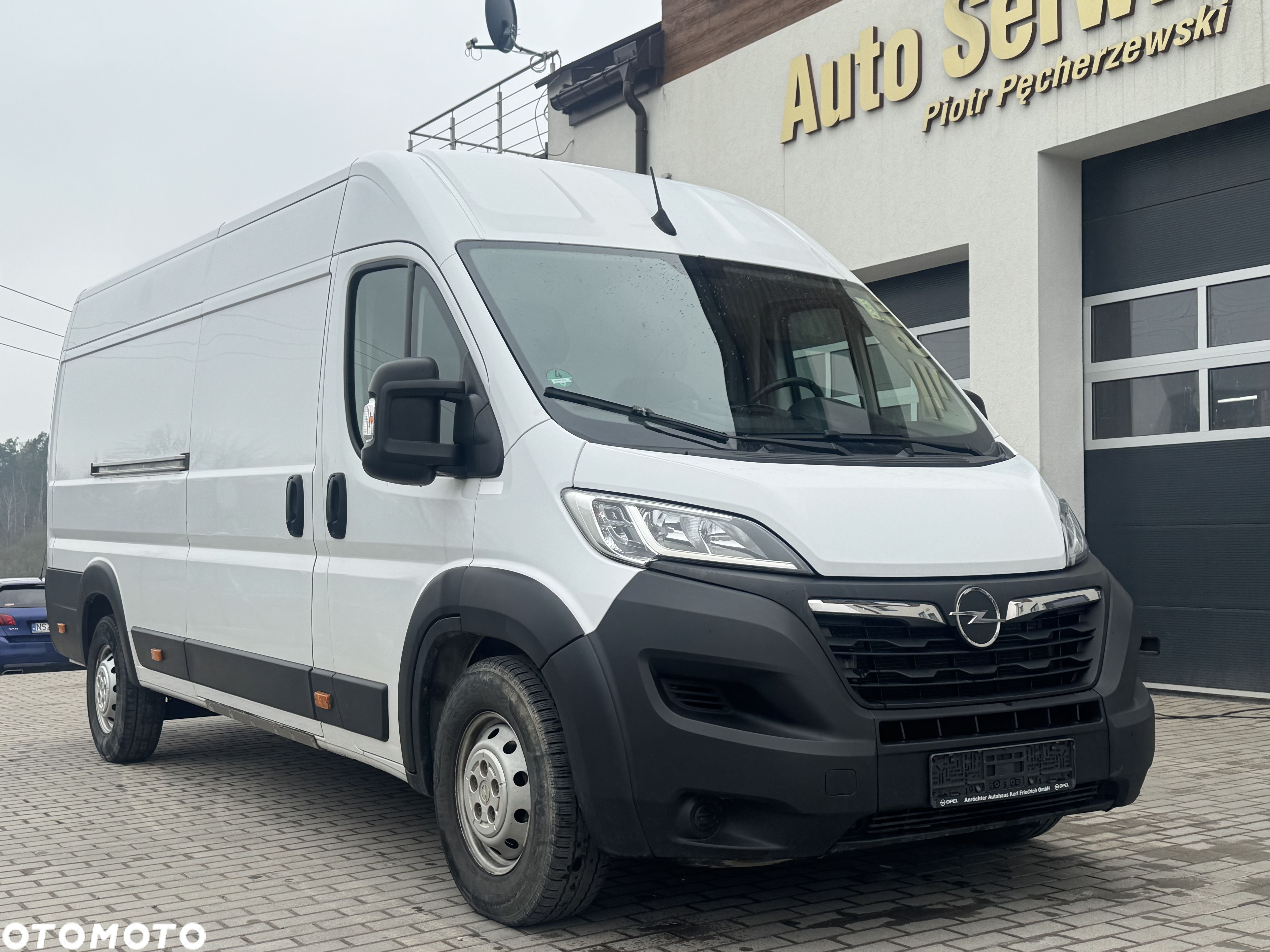 Opel Movano - 1