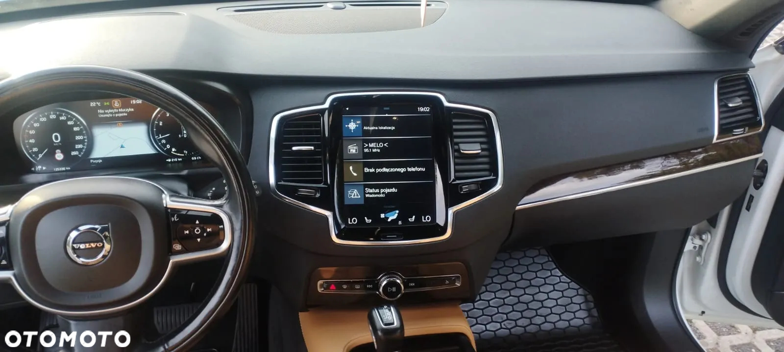 Volvo XC 90 - 6