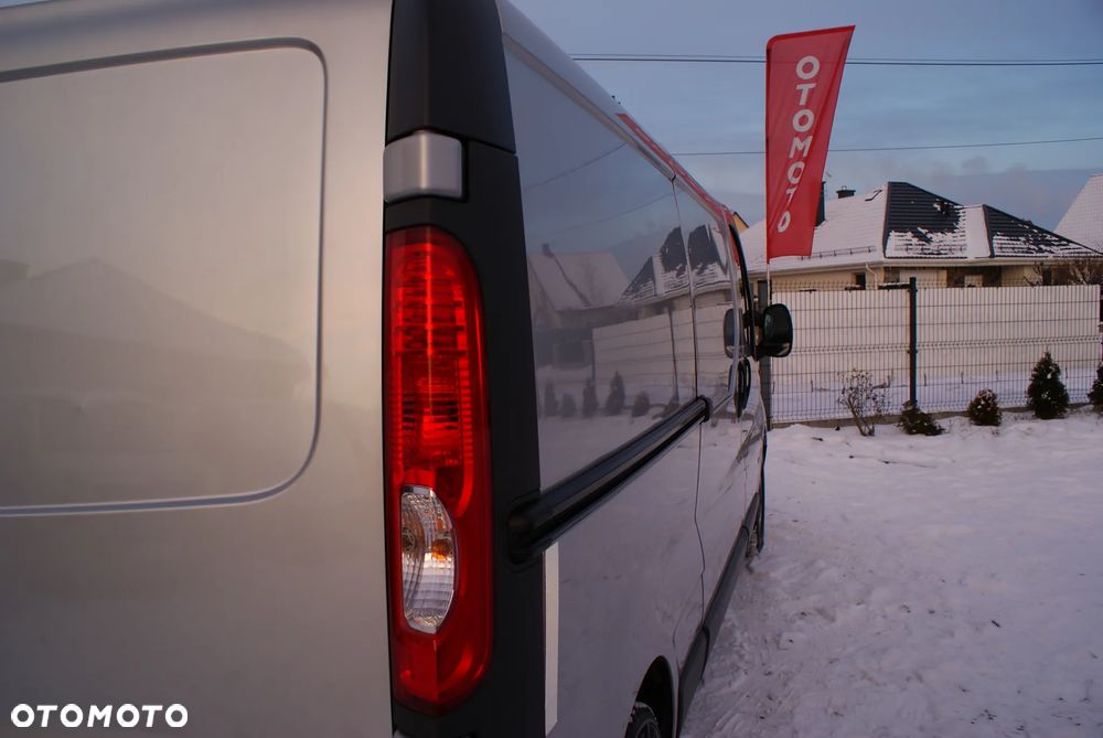 Opel Vivaro - 25