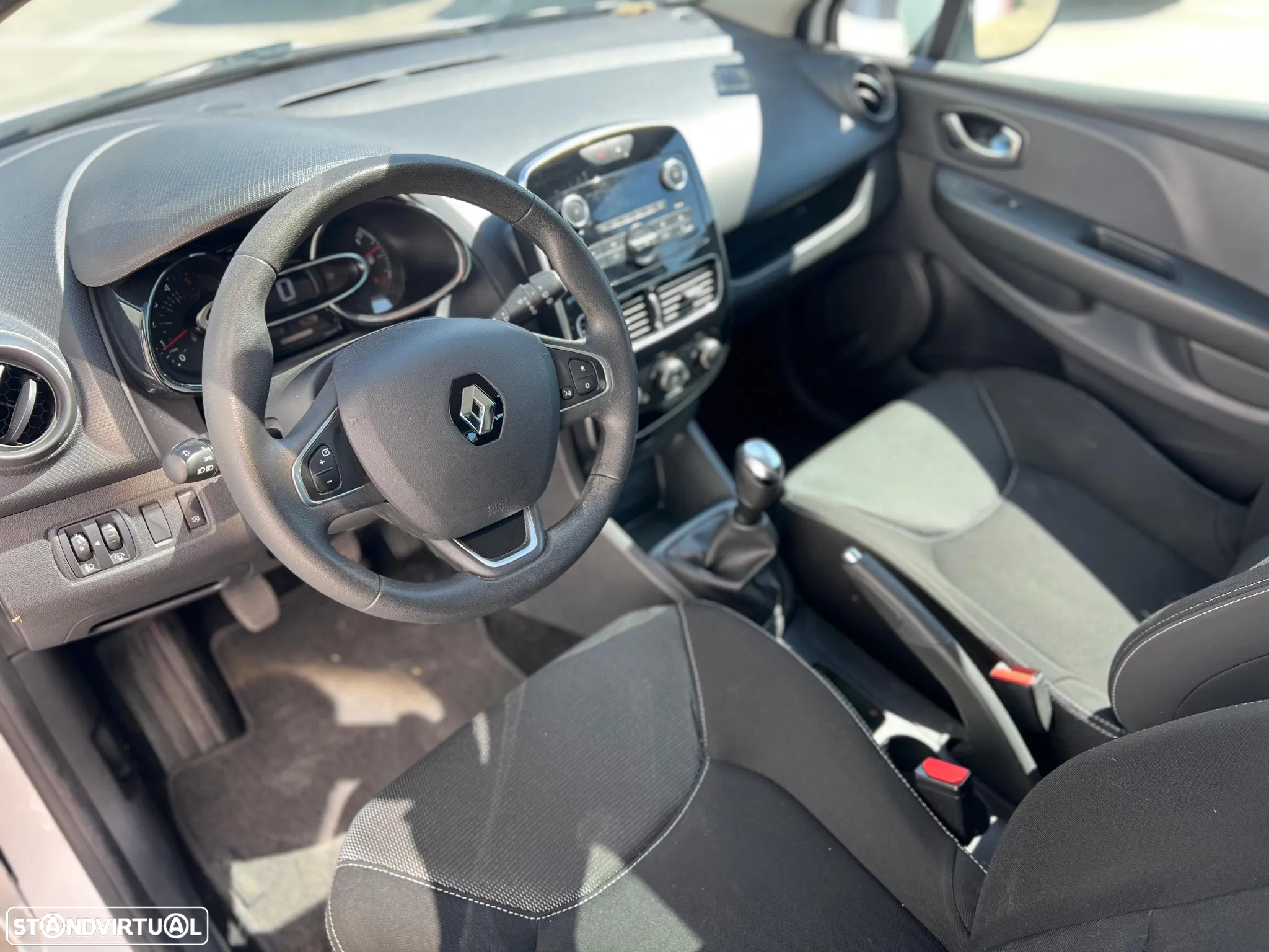 Renault Clio 1.5 dCi Zen - 18