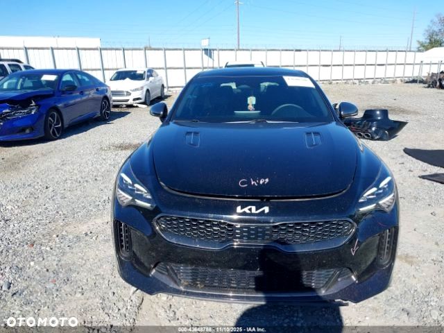 Kia Stinger 3.3 T-GDI V6 GT AWD - 10