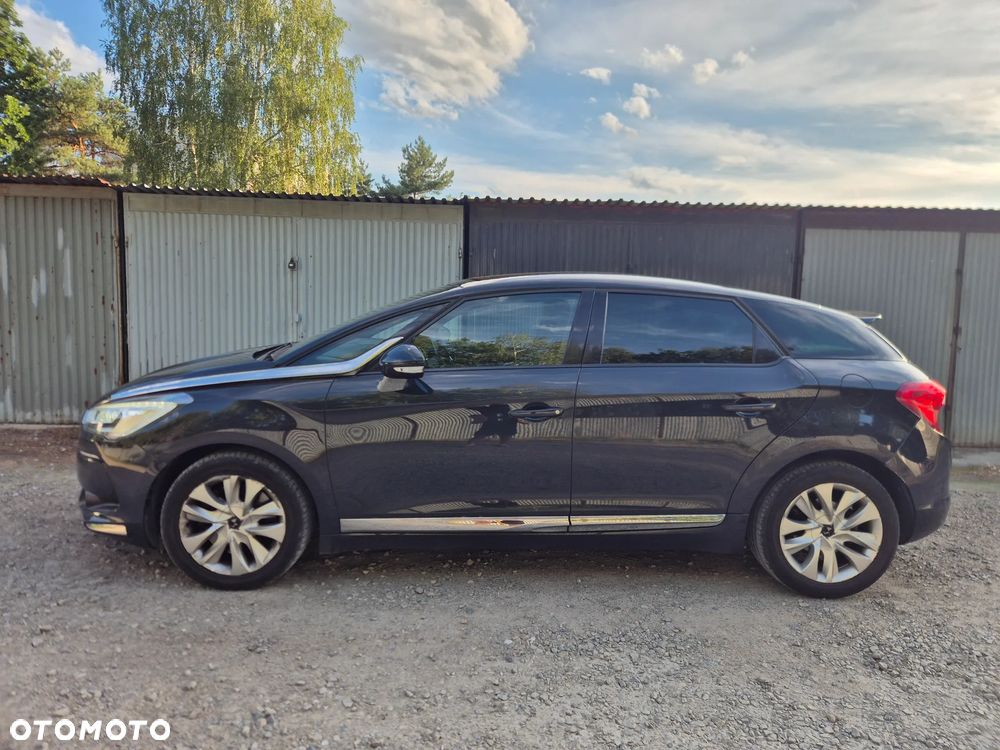 DS Automobiles DS 5 - 12
