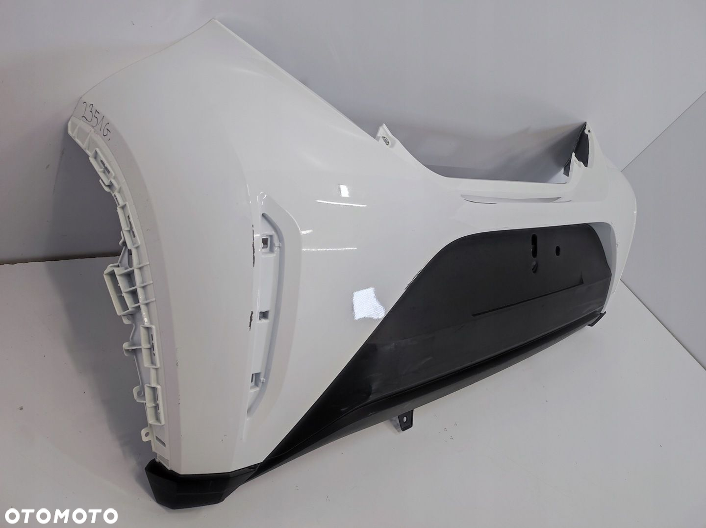 ZDERZAK TYŁ TOYOTA AYGO X 52159-0H120 52151-0H060 22 - - 4