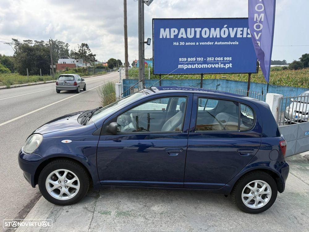 Toyota Yaris 1.0 Base - 4