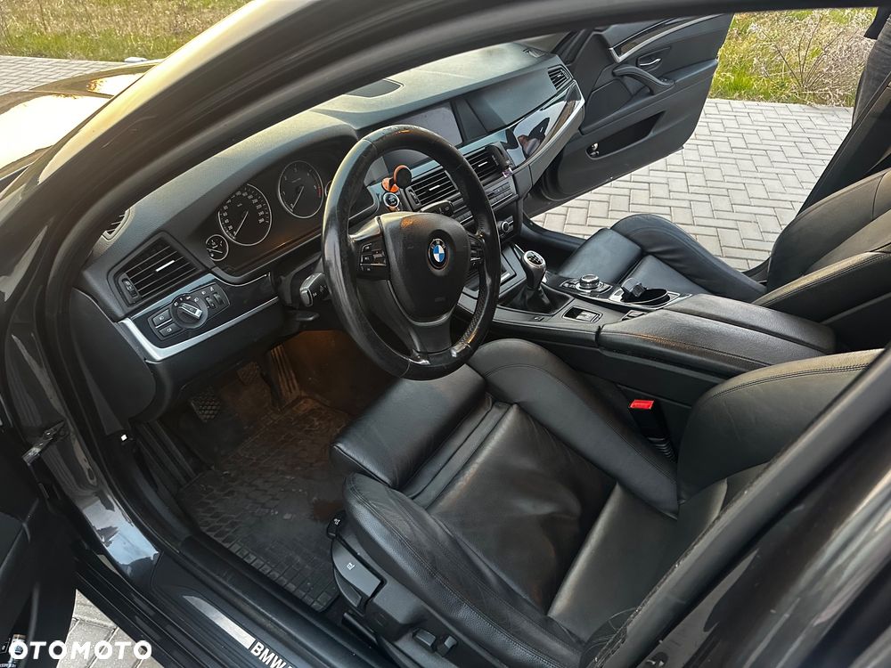 BMW Seria 5 - 13
