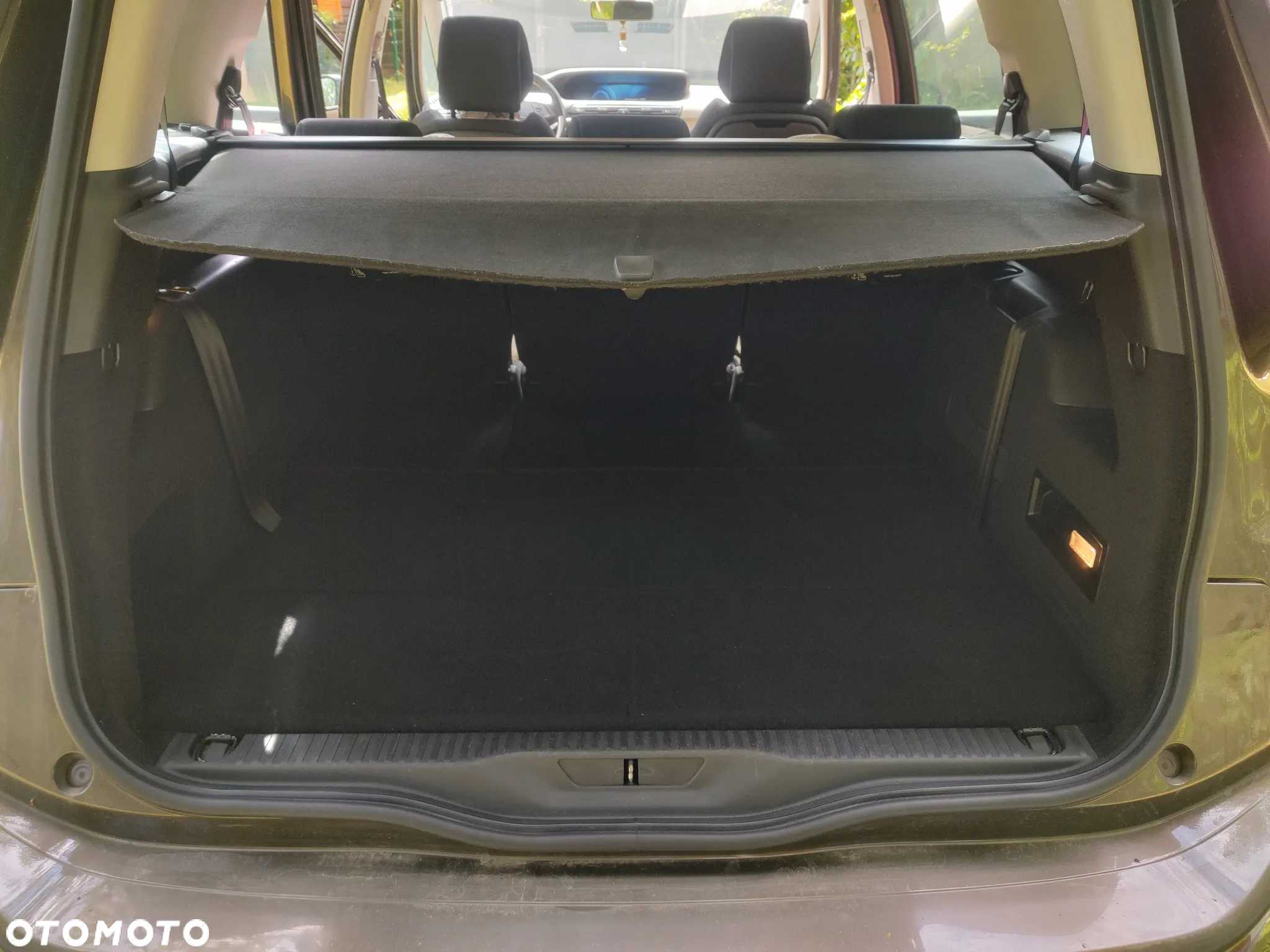 Citroën C4 Grand Picasso 1.6 e-HDi Intensive - 13