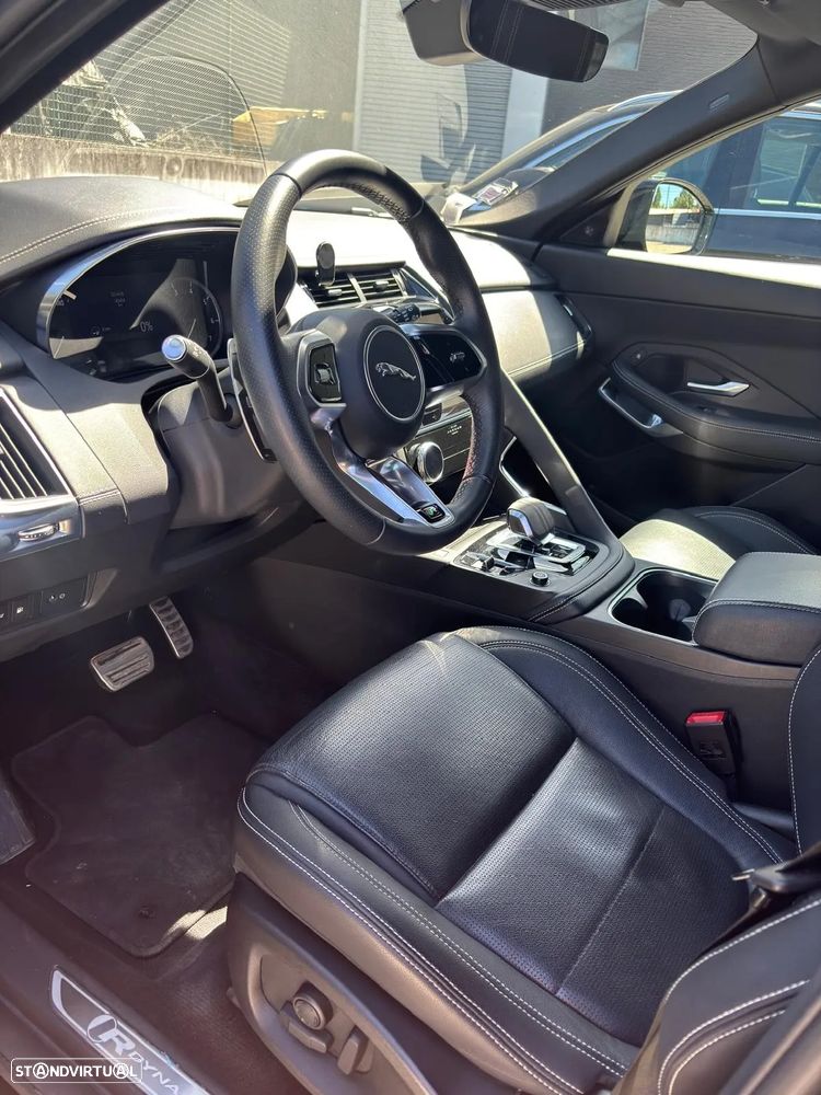 Jaguar E-Pace 1.5 P300e R-Dynamic S AWD Aut. - 17