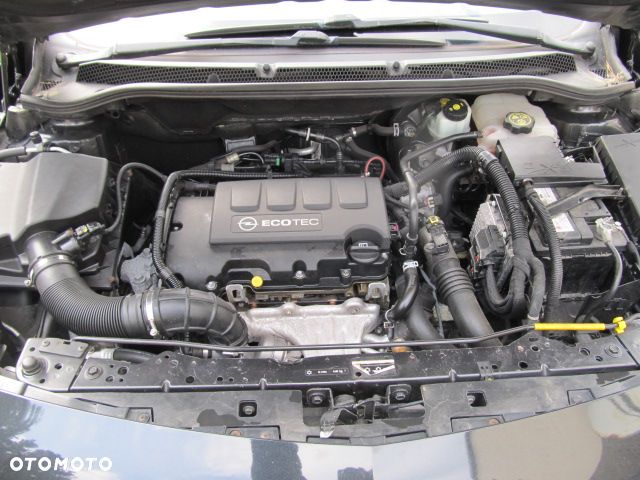 Opel Astra 1.4 Turbo ecoFLEX Start/Stop - 28