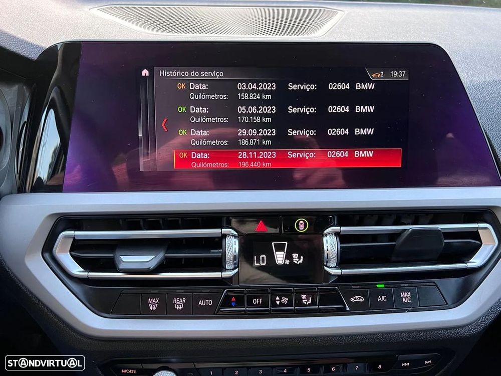 BMW 318 d Touring Line Sport - 24