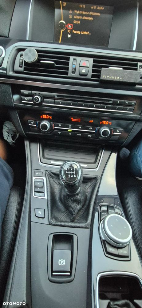 BMW Seria 5 520d Efficient Dynamics Edition - 22