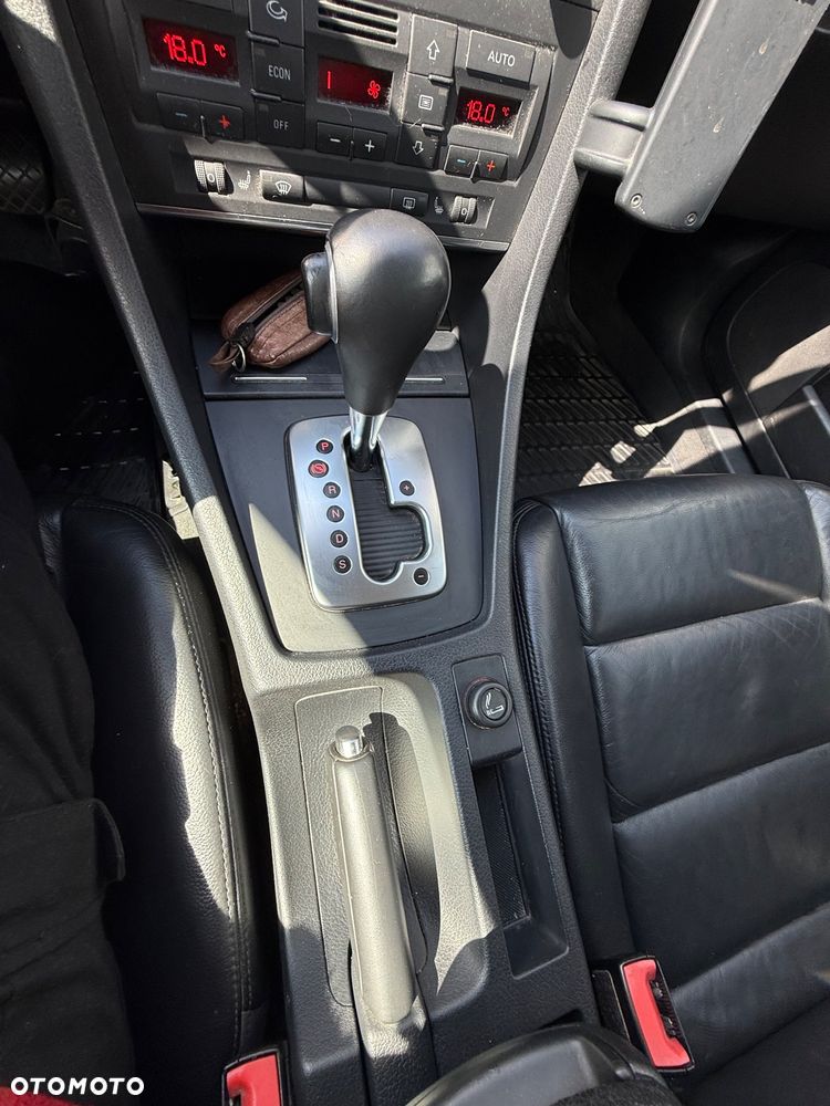 Audi A4 Avant 2.0 TDI Multitronic - 10