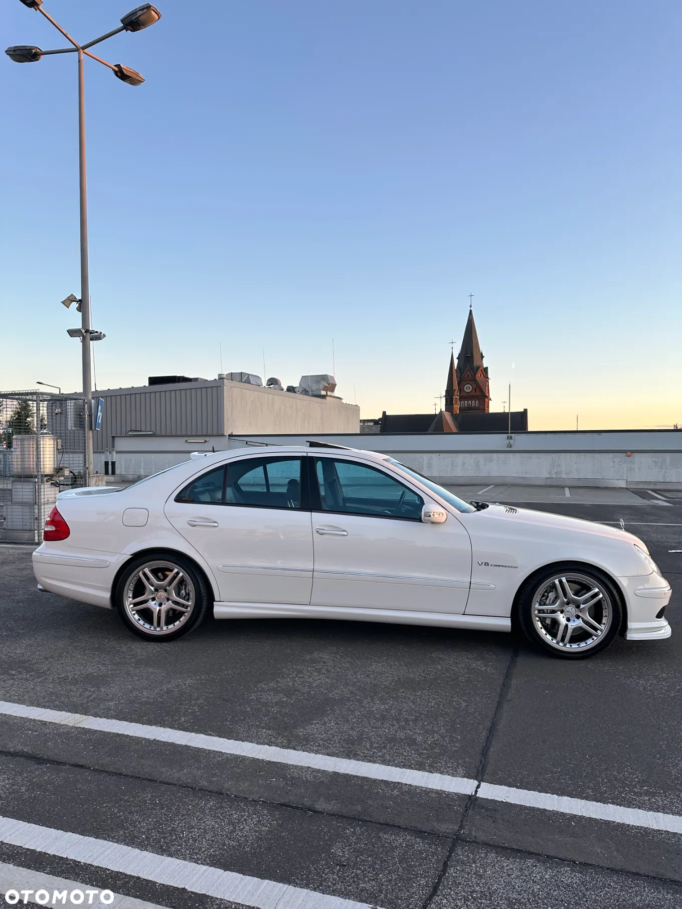 Mercedes-Benz Klasa E 55 AMG - 2