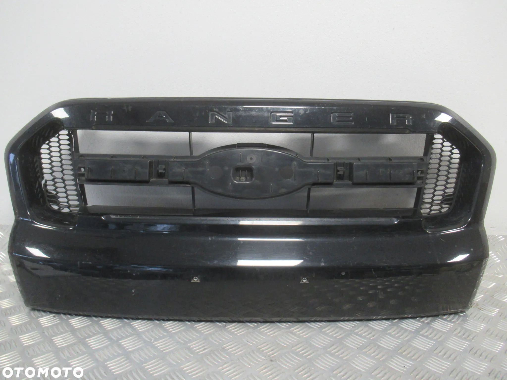 GRILL GRIL ATRAPA FORD RANGER V 5 LIFT 2015-2019 - 1