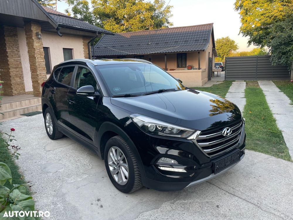 Hyundai Tucson - 2