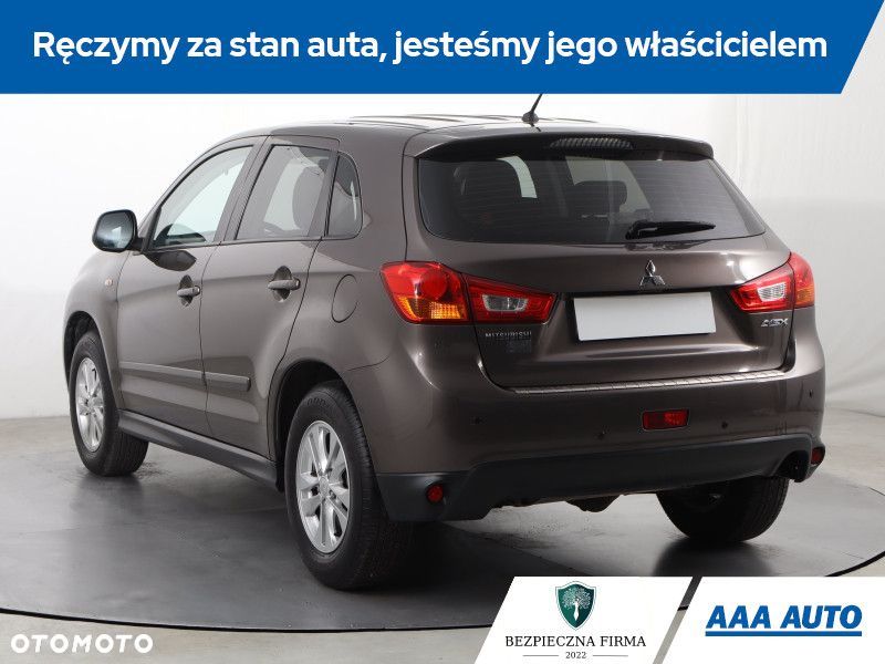 Mitsubishi ASX - 5