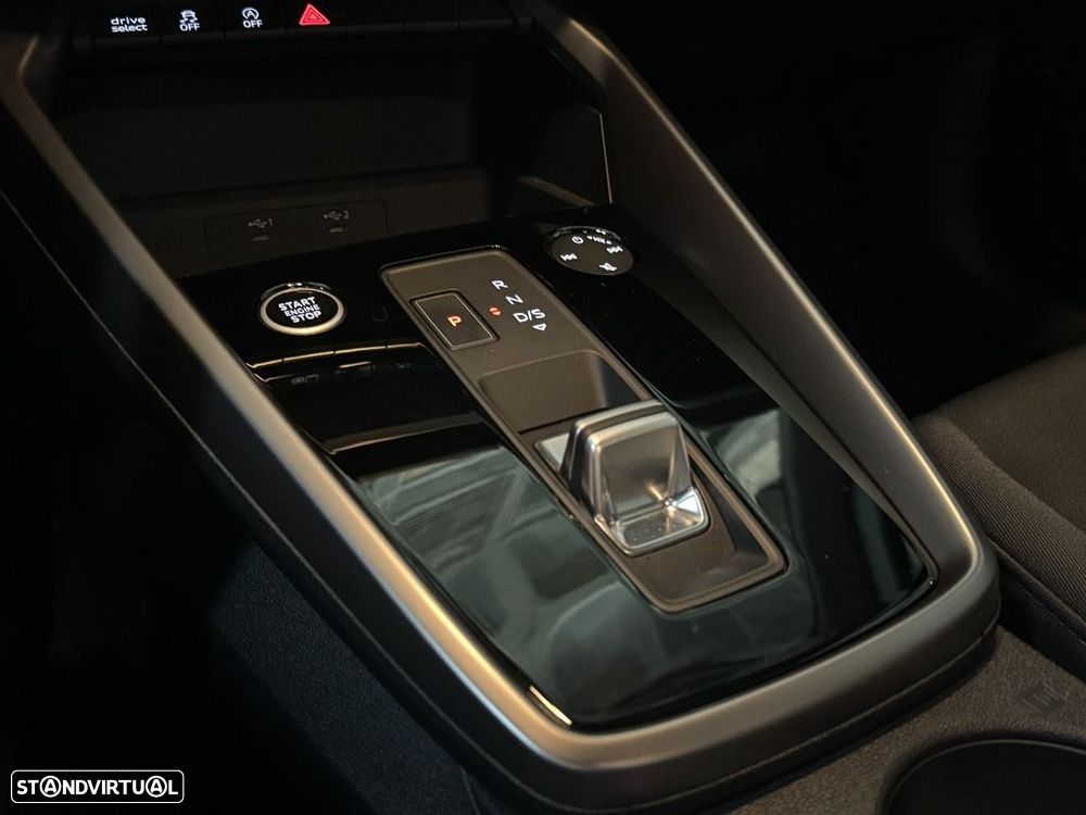 Audi A3 Limousine 30 TFSI S line S tronic - 14