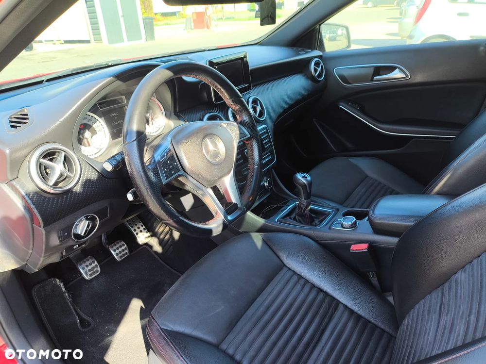 Mercedes-Benz Klasa A 180 (BlueEFFICIENCY) AMG Sport - 11