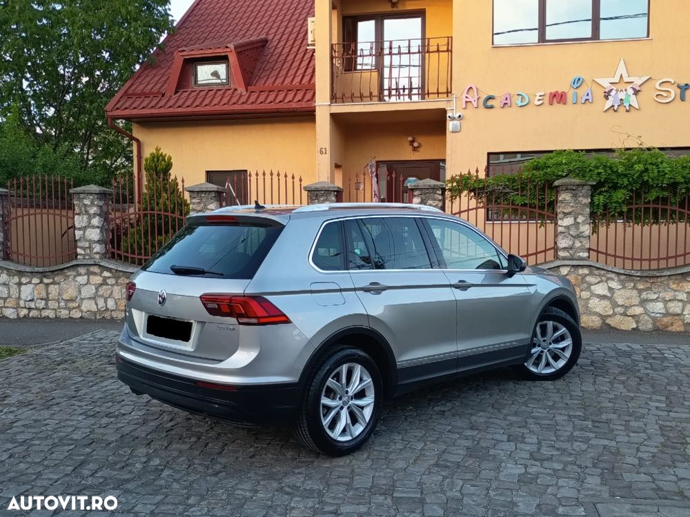 Volkswagen Tiguan - 4