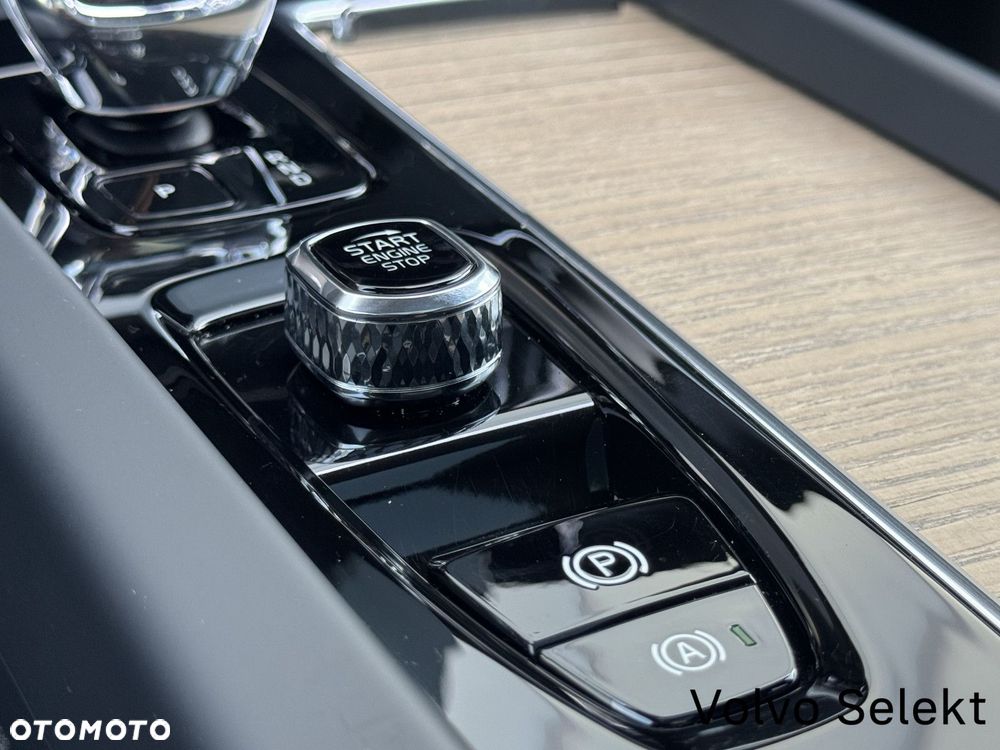 Volvo XC 60 - 21