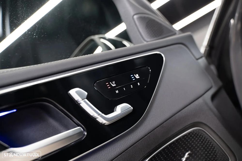 Mercedes-Benz C 300 e AMG Line - 15
