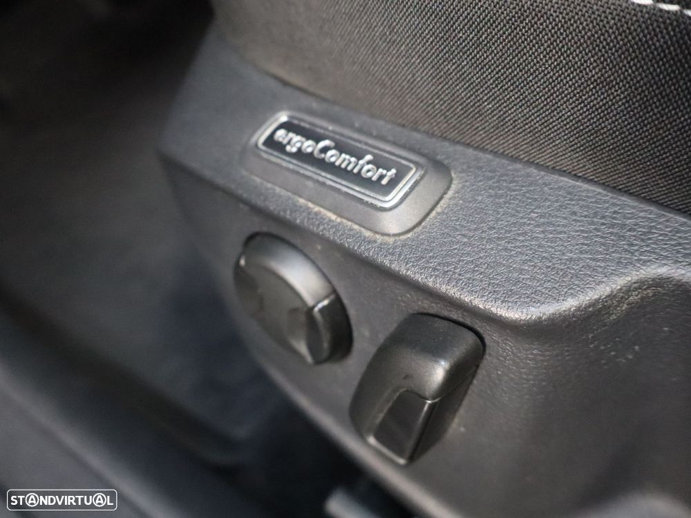 VW Passat Variant 1.4 TSI GTE Plug-in - 11