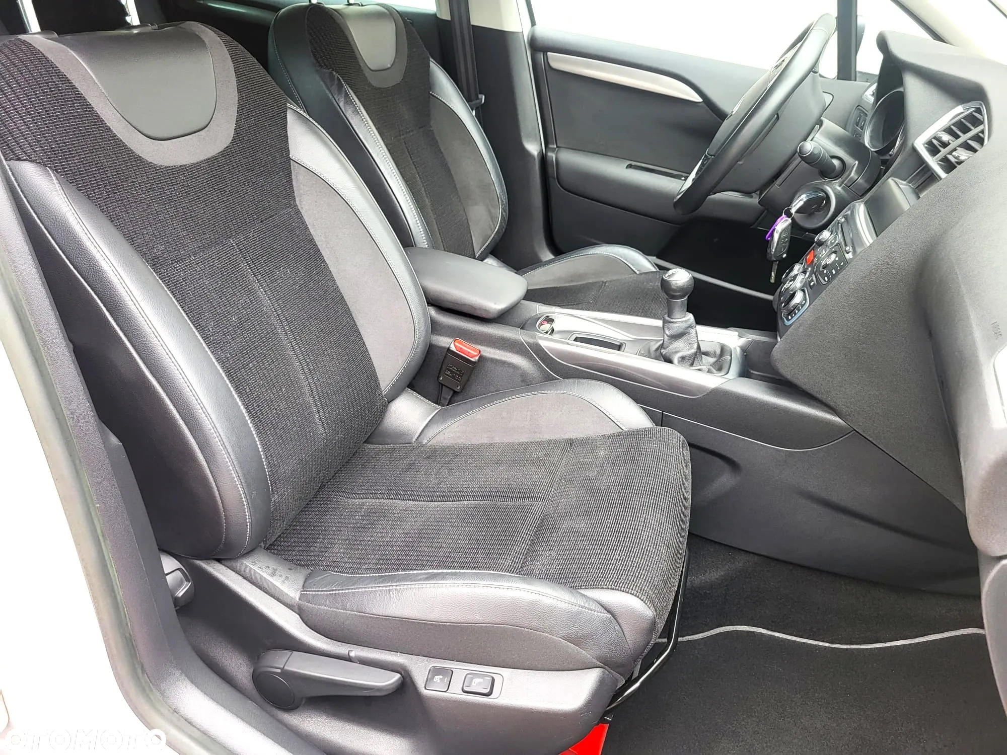 Citroën C4 1.6 VTi Exclusive - 10